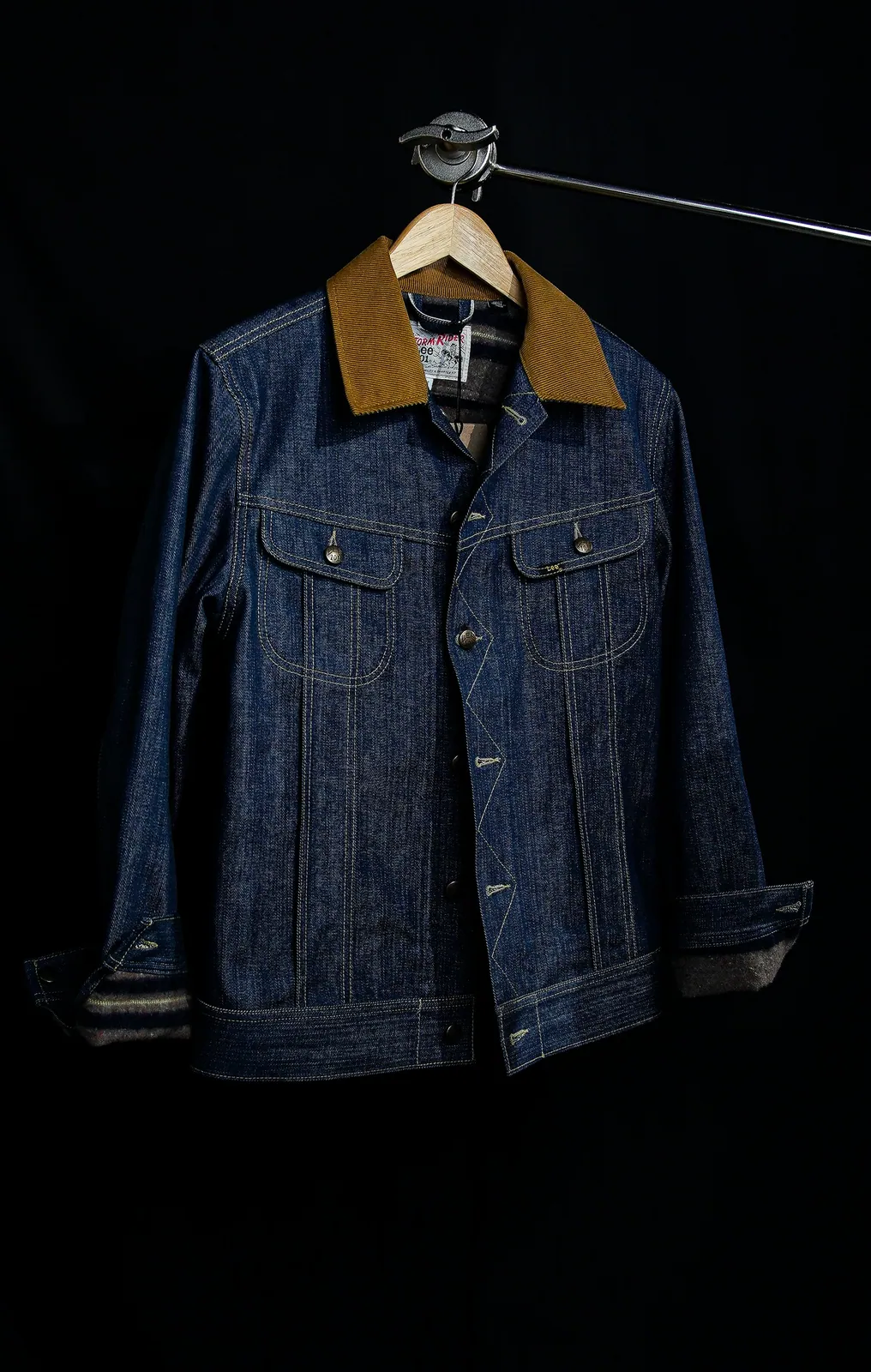 Veste matelassée bleu marine col fourré