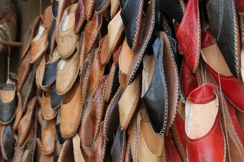 Babouches en cuir naturel, EU 43 · جديد بدون ملصق