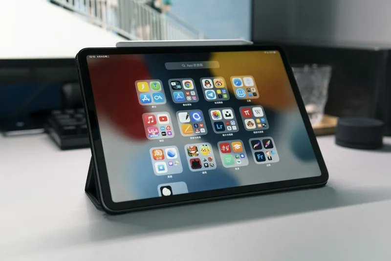 iPad 9e génération 64 Go avec étui clavier, حالة جيدة جدا