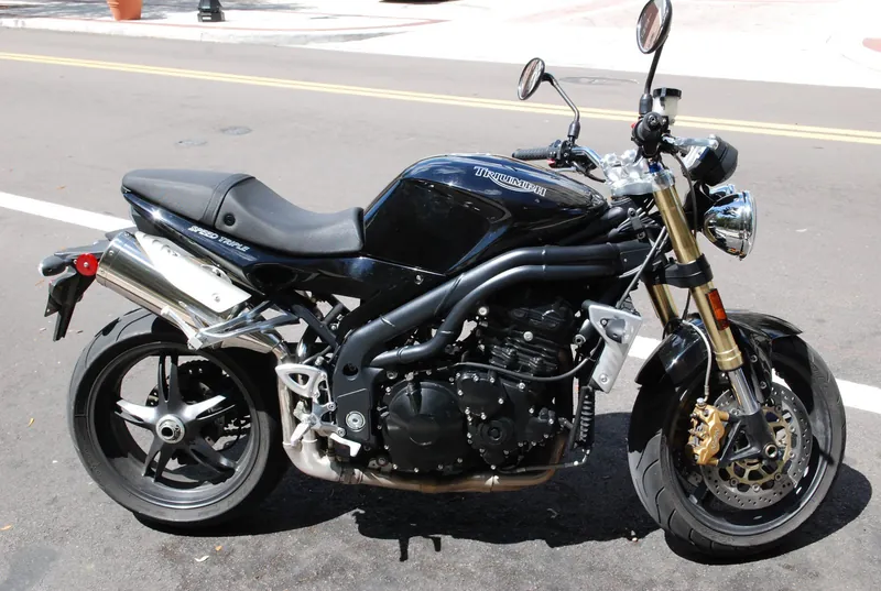 Triumph Speed Triple 1050, Good