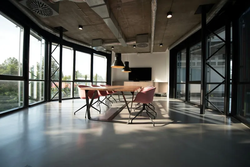 Plateau de bureaux équipé de 120 m² à louer