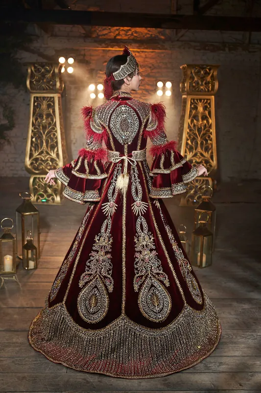 Caftan de soirée brodé vert émeraude, S · حالة جيدة