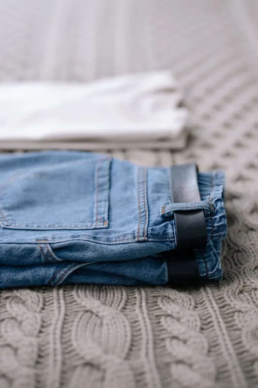 Jean droit taille haute bleu clair, W27 · حالة جيدة