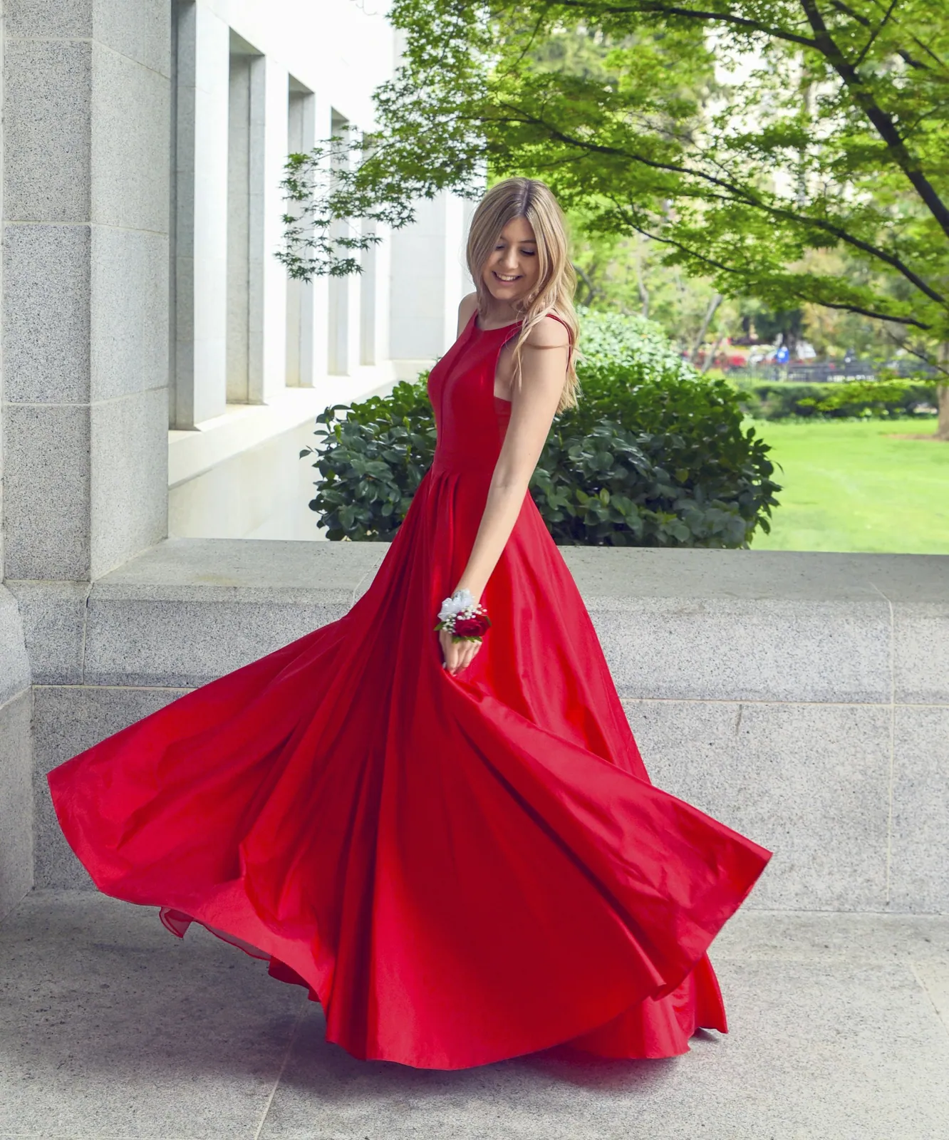 Robe de soirée rouge drapée